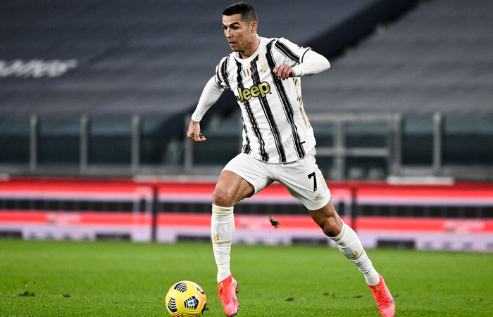 包含尤文图斯客场逆袭，完美复仇赢球在握的词条