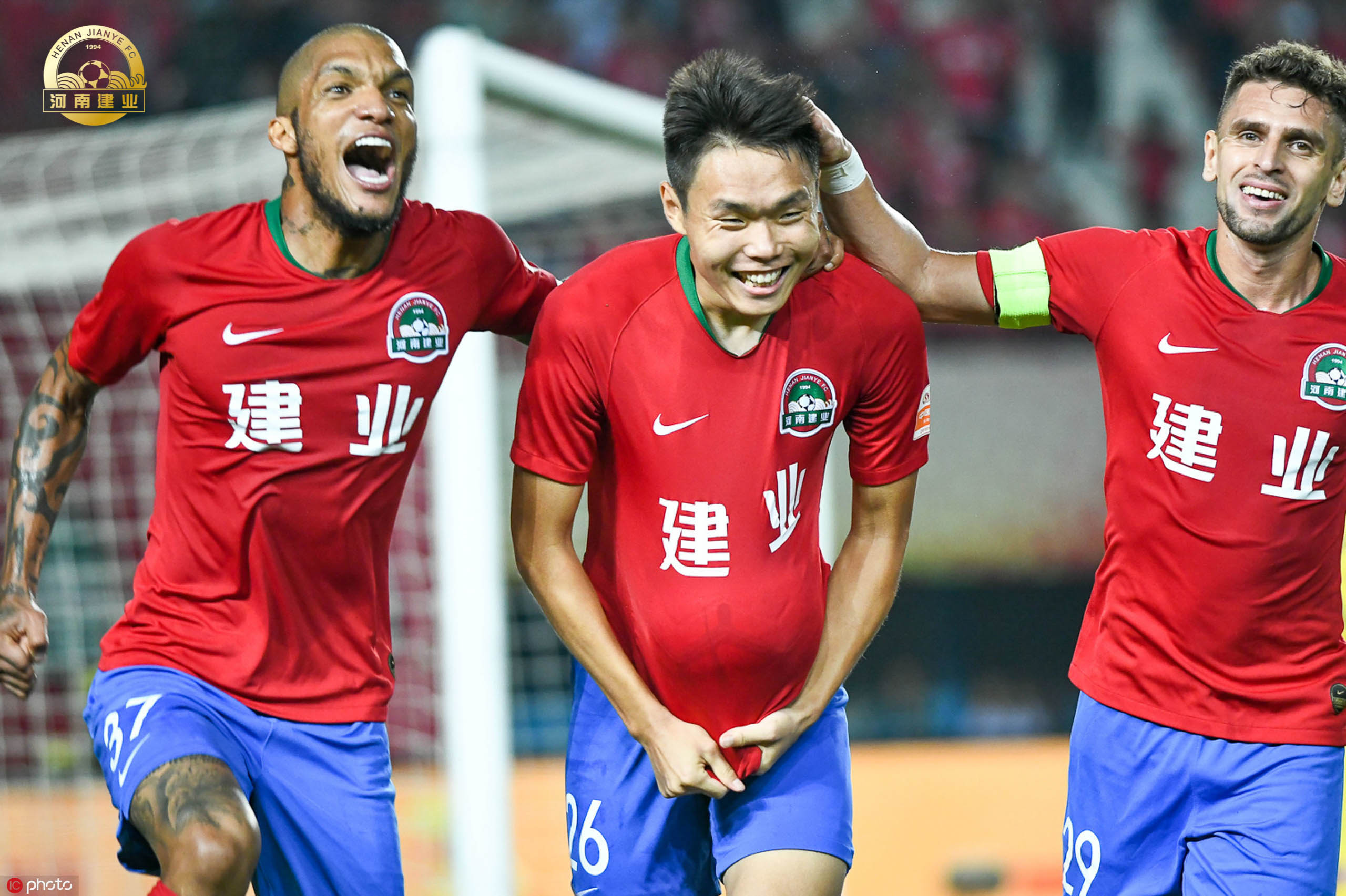 实时娱乐资讯-包含建业客场挑战上港，力求全取三分的词条